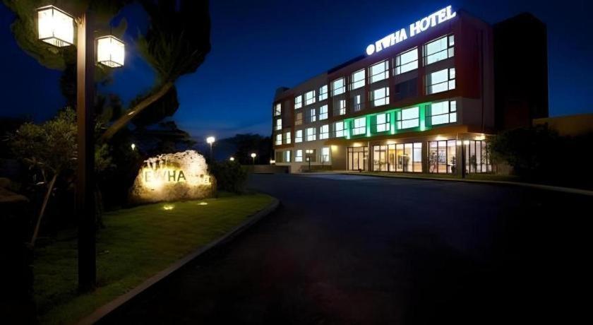 Ewha Hotel Jeju Extérieur photo