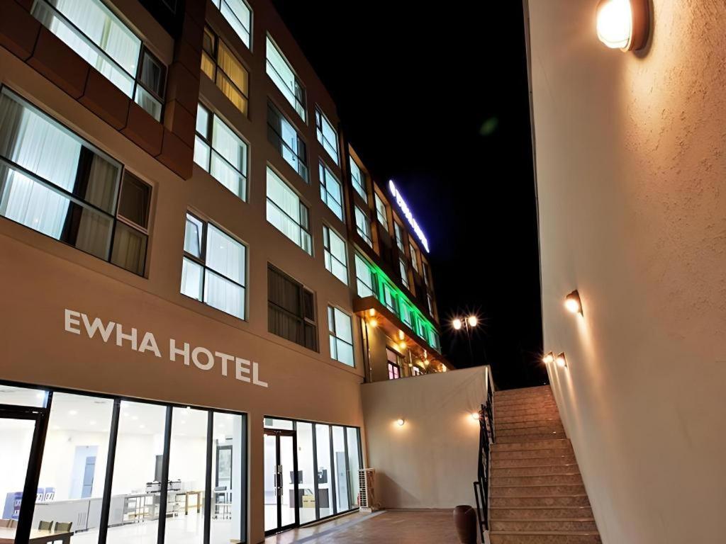 Ewha Hotel Jeju Extérieur photo